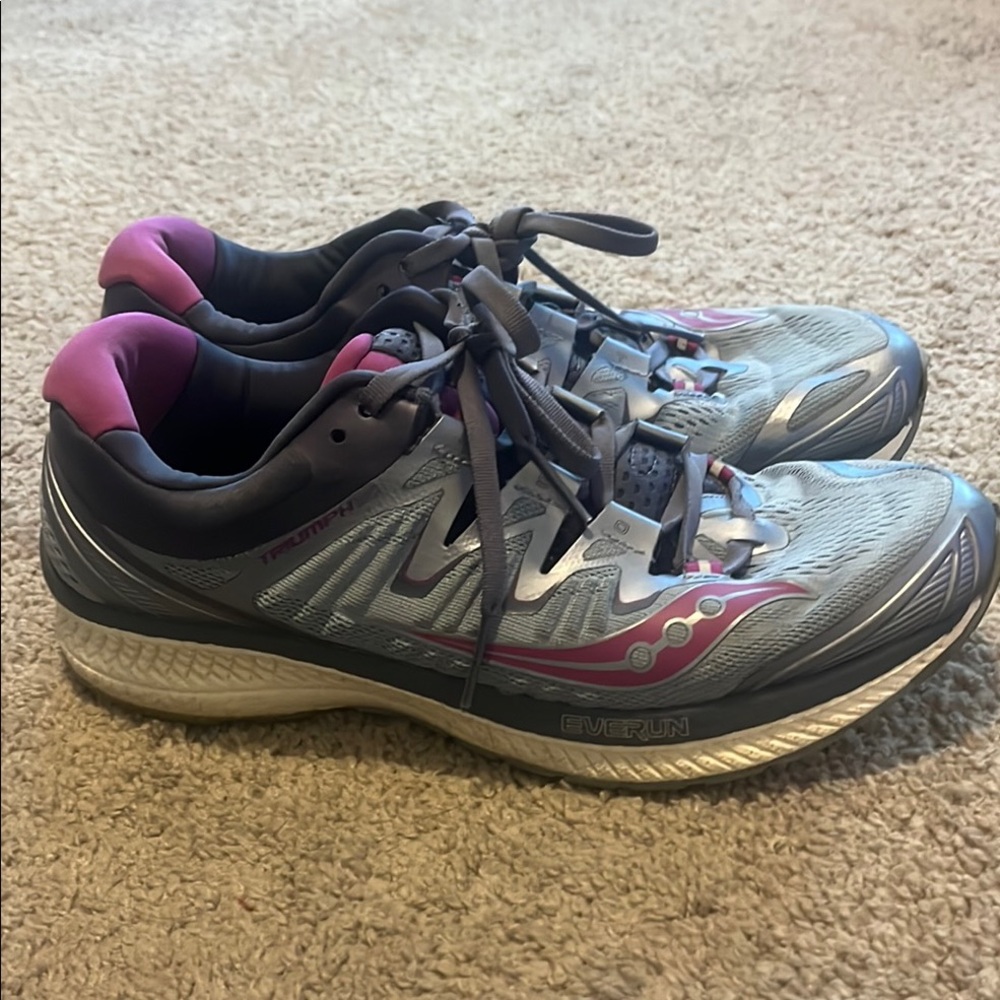 Saucony Women's Gray and Pink Running Shoes